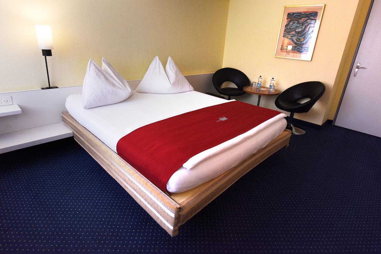 Hotel Dufour Biel Bagian luar foto